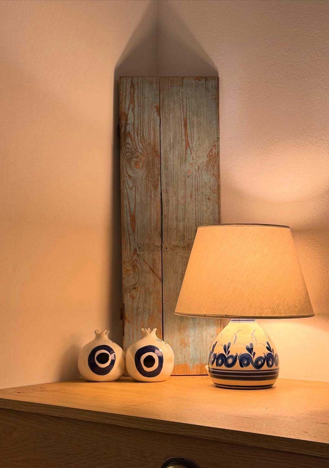 Διακόσμηση στο υπνοδωμάτιο του Aqua maison by the sea