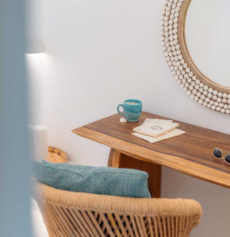 The interior of Turquoise maison by the sea in Sifnos